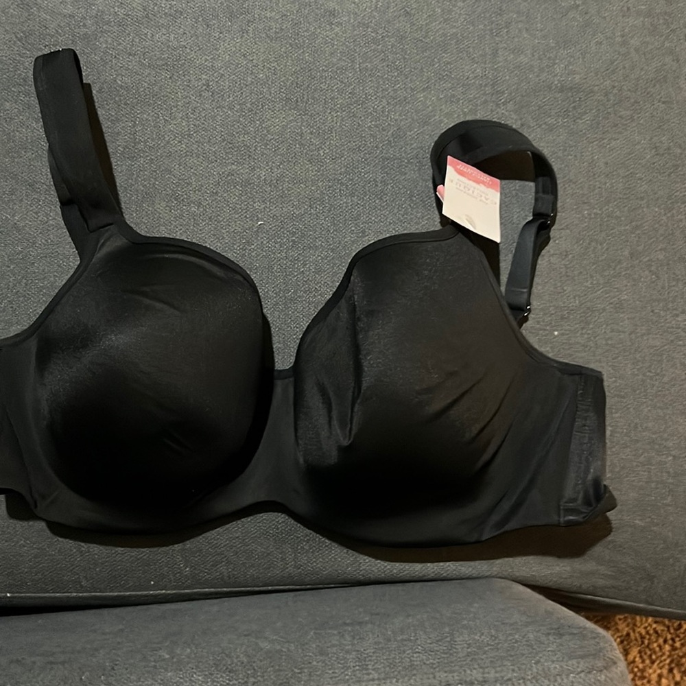 Woman’s brand new bra from cacique color black price 37.00